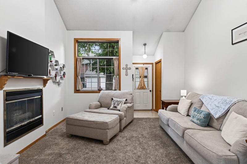 9966 Fillmore St NE, Blaine, MN 55434