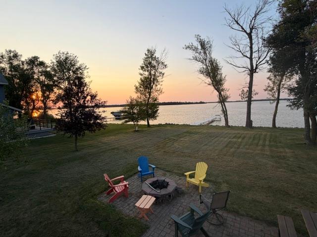 7982 147th Ave SE, Lake Lillian, MN 56253