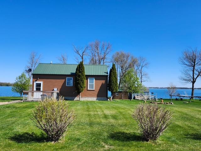 7982 147th Ave SE, Lake Lillian, MN 56253