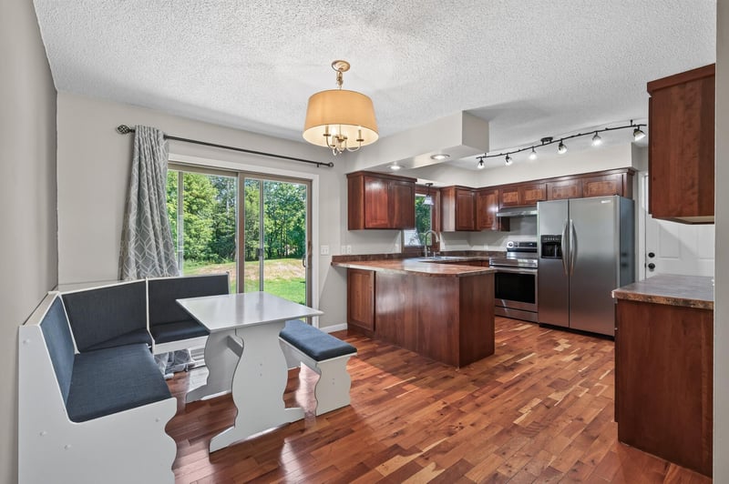 2051 Deerwood Ln NE, East Bethel, MN 55092