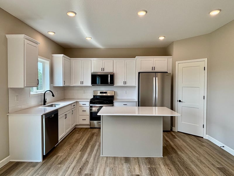 837 Walnut Grove Ln, Hanover, MN 55341
