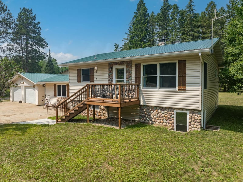 28249 Lost Lake Dr, Grand Rapids, MN 55744