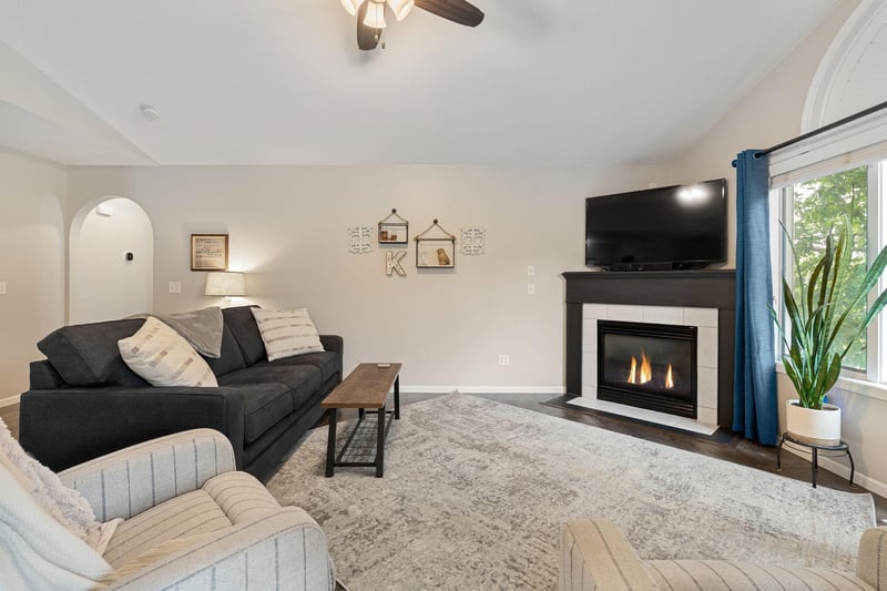 1624 Prairie Ln NE, Owatonna, MN 55060