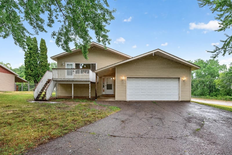 14310 14th Ave N, Plymouth, MN 55447
