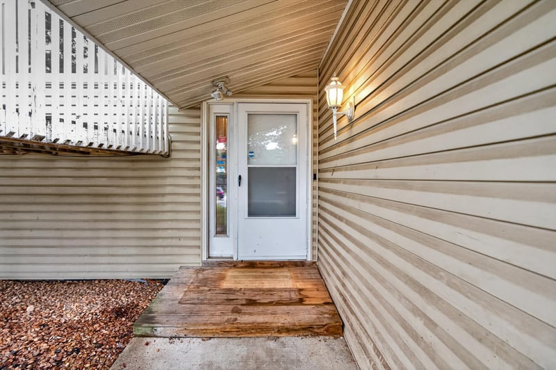 14310 14th Ave N, Plymouth, MN 55447