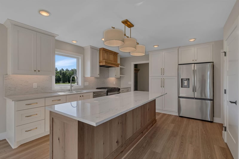 524 Northern Meadows Ln, Sartell, MN 56377