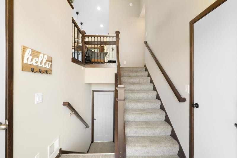 4124 Eaton Cir NE, Monticello, MN 55362