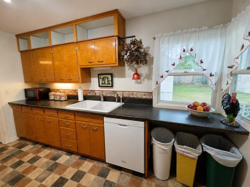 1233 8th Ave NE, Brainerd, MN 56401