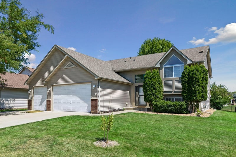 18784 Dupont Way, Farmington, MN 55024