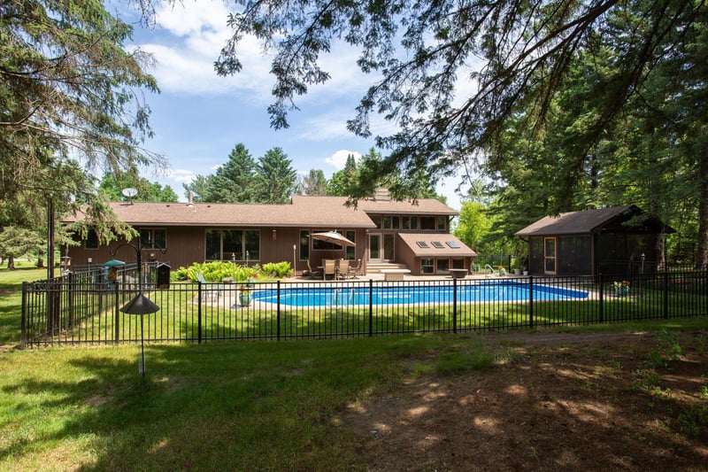 N8269 1015th St, River Falls, WI 54022