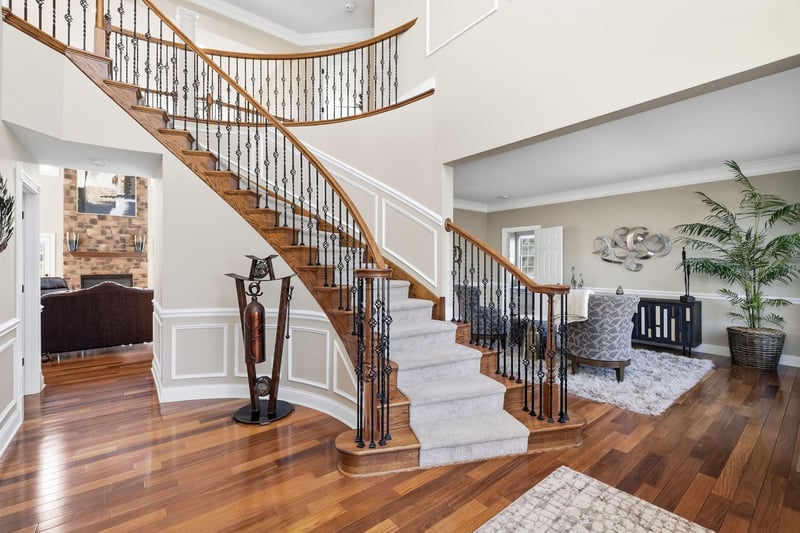 16299 Stemmer Ridge Rd NW, Prior Lake, MN 55379