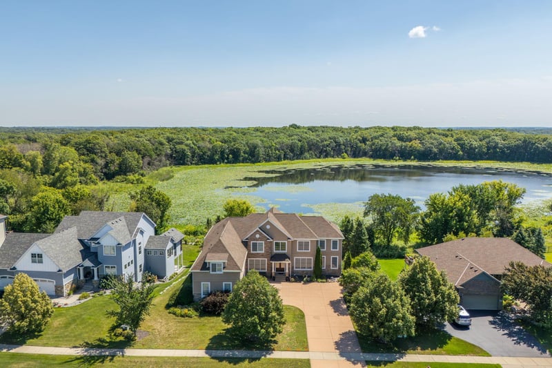 16299 Stemmer Ridge Rd NW, Prior Lake, MN 55379