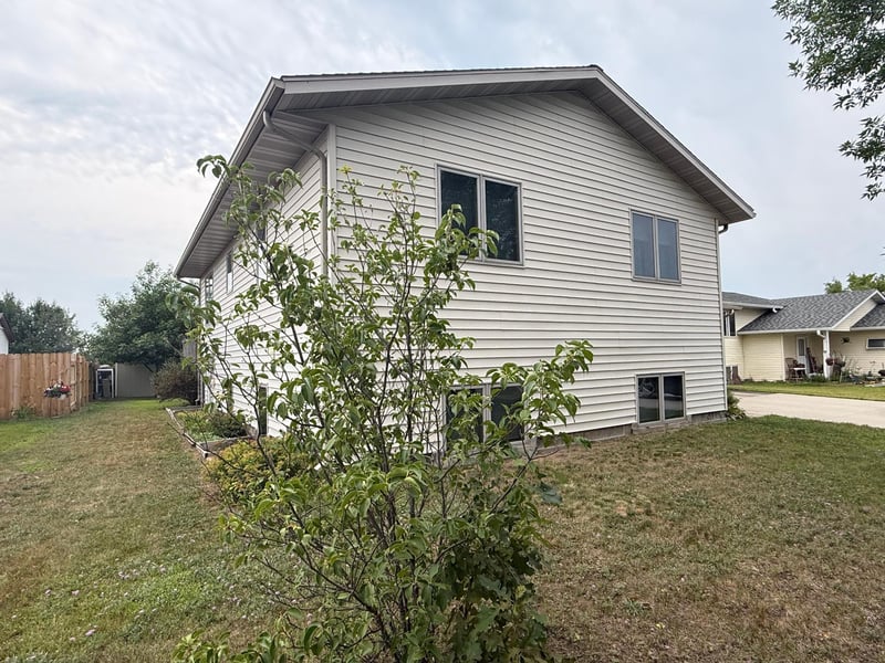 215 Gould Ave NE, Bemidji, MN 56601