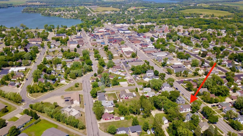 620 Main St S, Sauk Centre, MN 56378