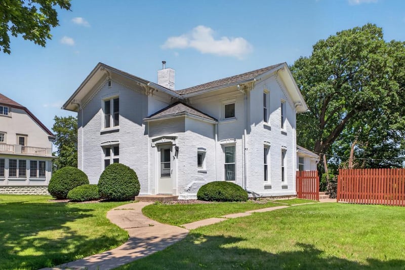 313 Chatfield Ave NW, Preston, MN 55965