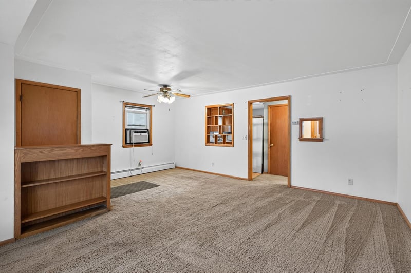 107 Oak Ave N, Maple Lake, MN 55358