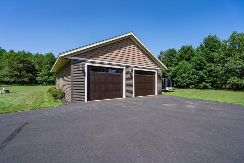 E8270 660th Ave, Elk Mound, WI 54739