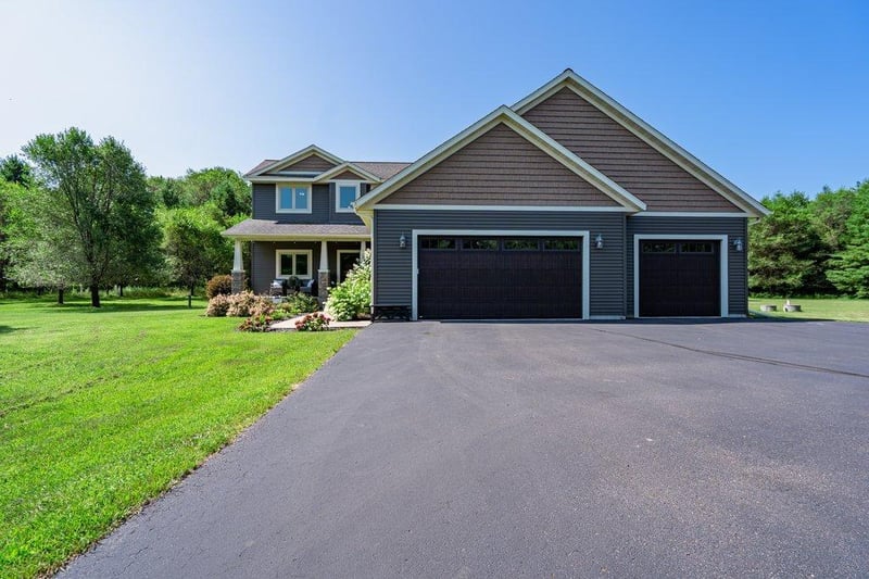 E8270 660th Ave, Elk Mound, WI 54739