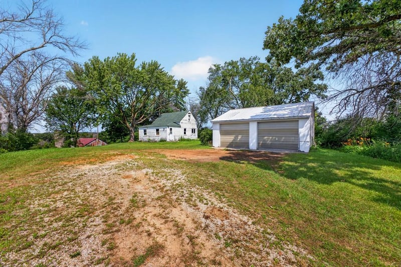7131 115th Ave SW, Kasson, MN 55944