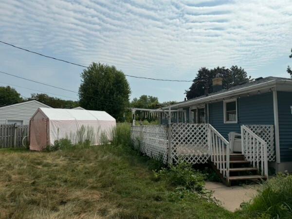 6132 Edgewood Ave, Woodbury, MN 55125