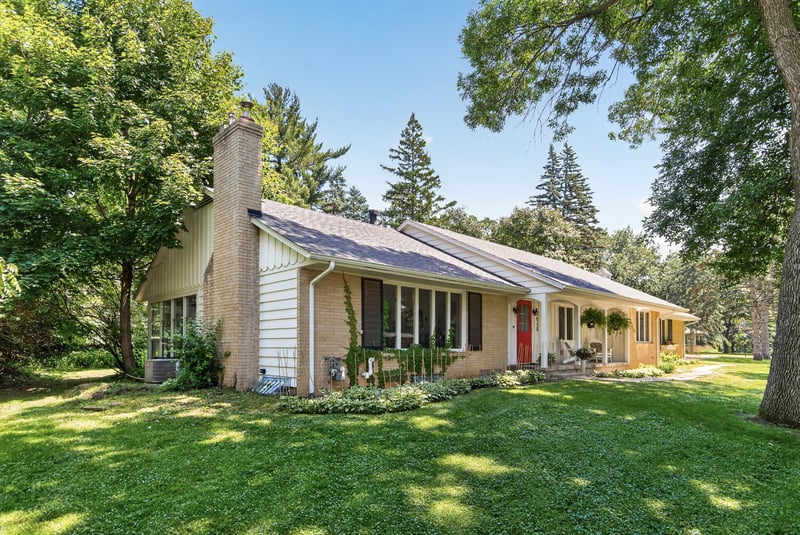 4730 Fairhills Rd E, Minnetonka, MN 55345
