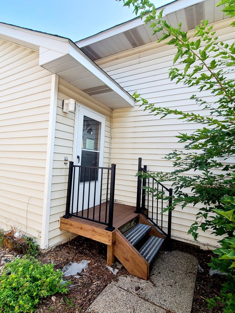 808 9th Ave SE, Minneapolis, MN 55414