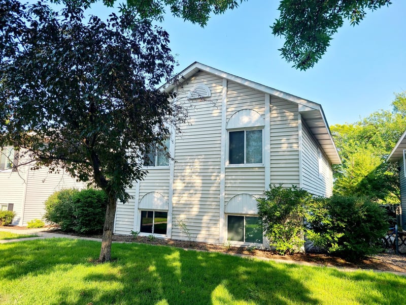 808 9th Ave SE, Minneapolis, MN 55414