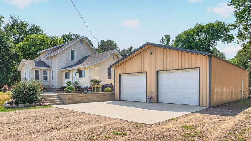14061 15th Ave NE, Rice, MN 56367