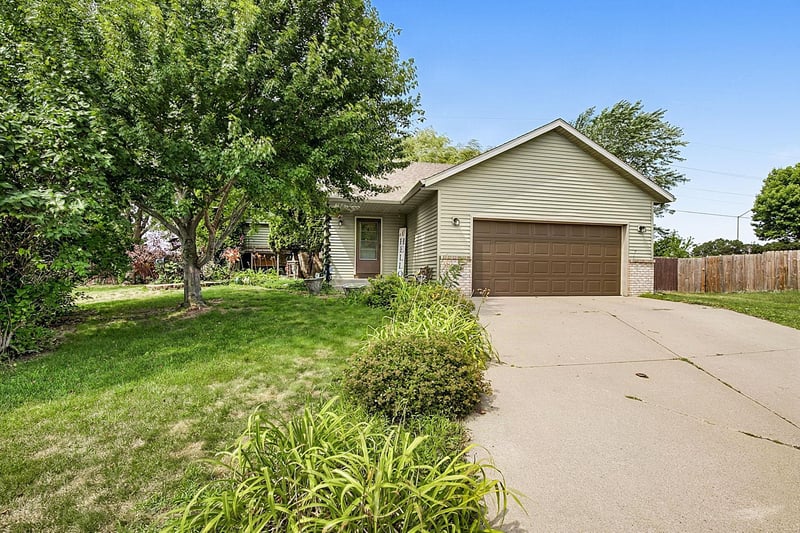 1831 Tyler Pa, Saint Cloud, MN 56301
