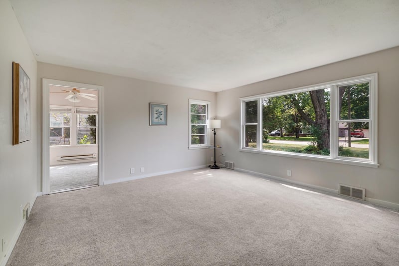 1525 Ramsey St, Hastings, MN 55033