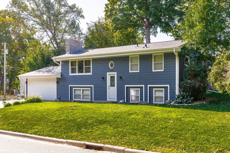5409 Church Rd, Mound, MN 55364