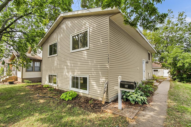 137 18th Ave N, Saint Cloud, MN 56303
