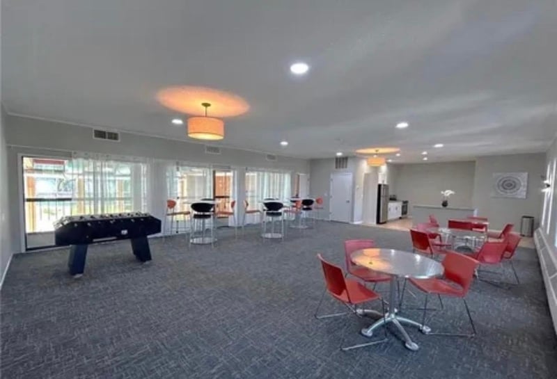 450 Ford Rd #215, Saint Louis Park, MN 55426