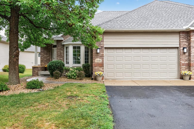 11446 Preserve Ln N, Champlin, MN 55316