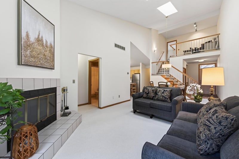 12713 82nd Pl N, Maple Grove, MN 55369