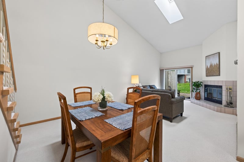 12713 82nd Pl N, Maple Grove, MN 55369