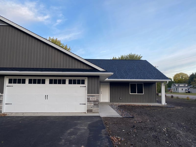 906 S 5th St, Princeton, MN 55371