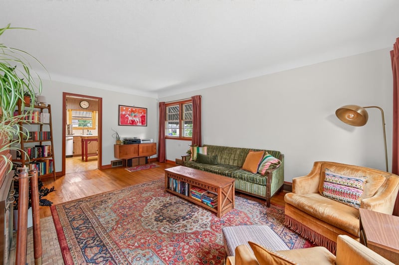 1156 Englewood Ave, Saint Paul, MN 55104