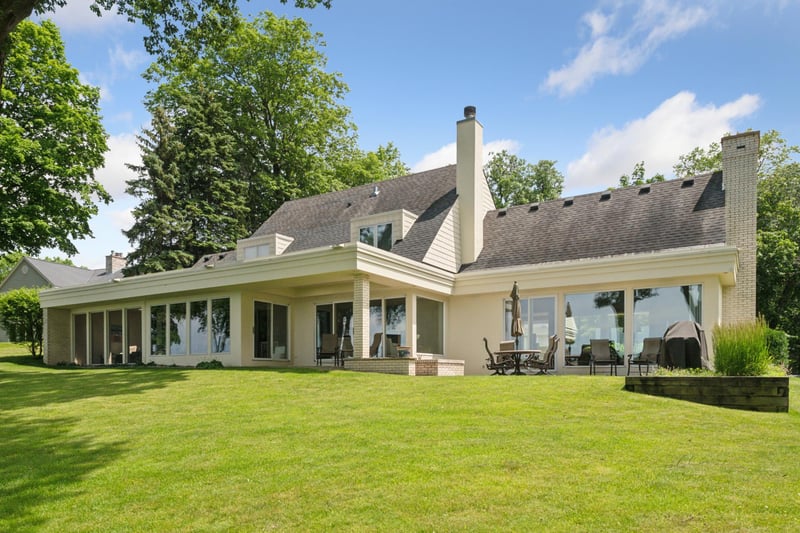 4770 Manitou Rd, Excelsior, MN 55331