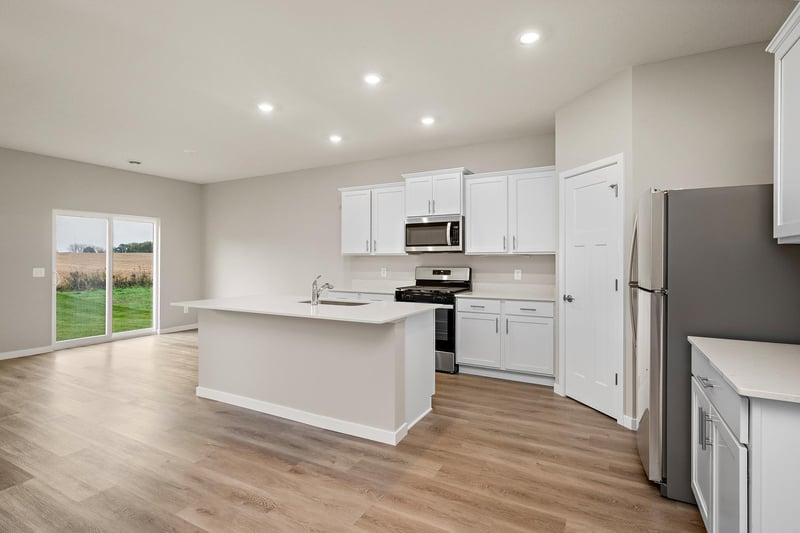 431 Florence Ave S, Annandale, MN 55302