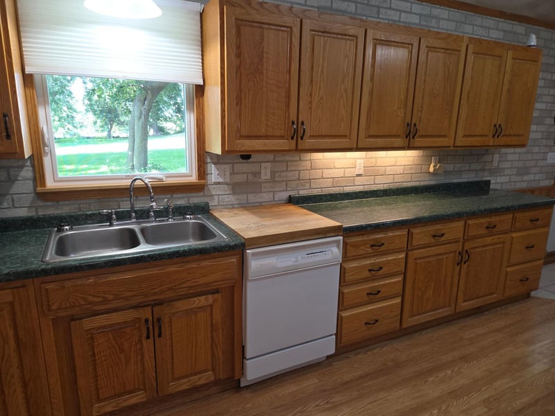 1105 80th St SE, Rochester, MN 55904