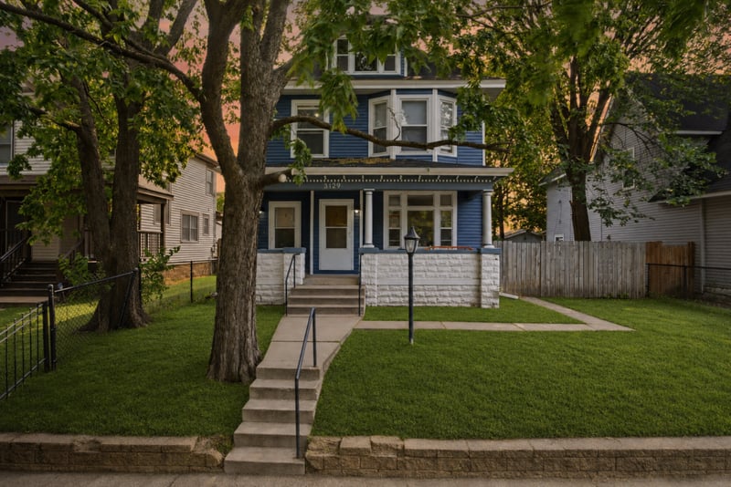 3129 Clinton Ave, Minneapolis, MN 55408