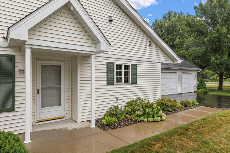 1203 Westfarm Ln, Buffalo, MN 55313
