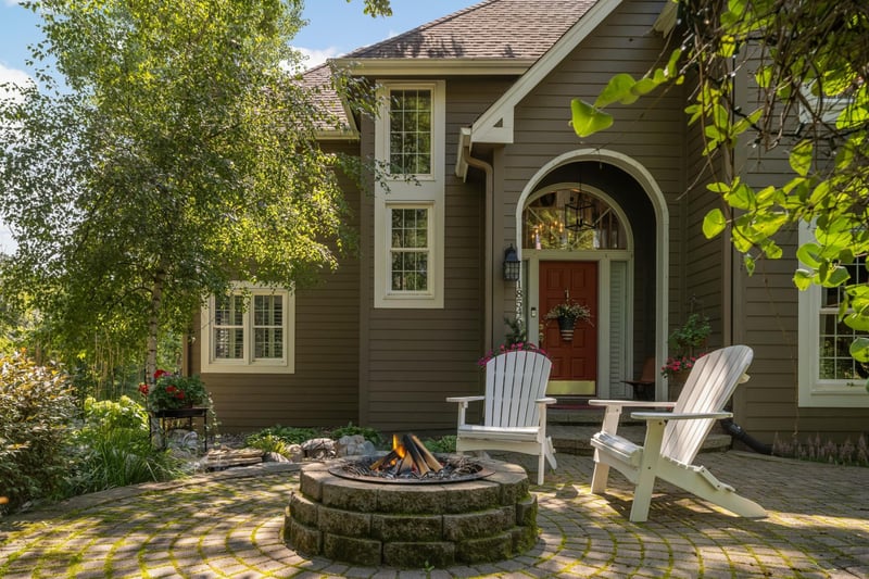 18546 Pheasant Ridge Rd, Prior Lake, MN 55372