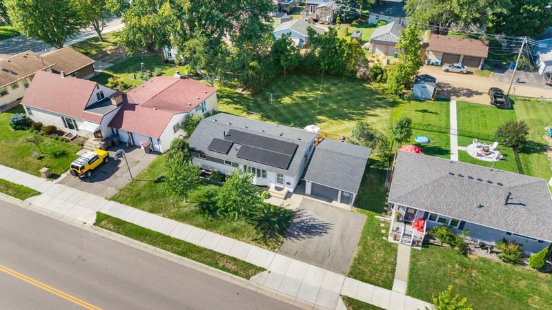 224 W 3rd St, Waconia, MN 55387