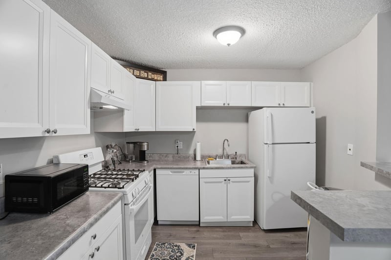 7248 72nd Ln N, Brooklyn Park, MN 55428