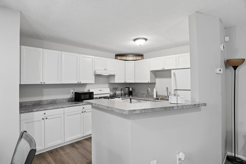 7248 72nd Ln N, Brooklyn Park, MN 55428