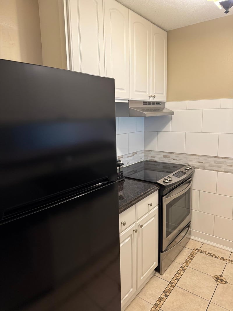 12924 Nicollet Ave #101, Burnsville, MN 55337