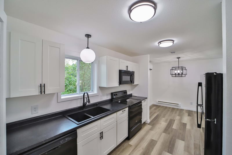 419 Mckinley St SW, Staples, MN 56479