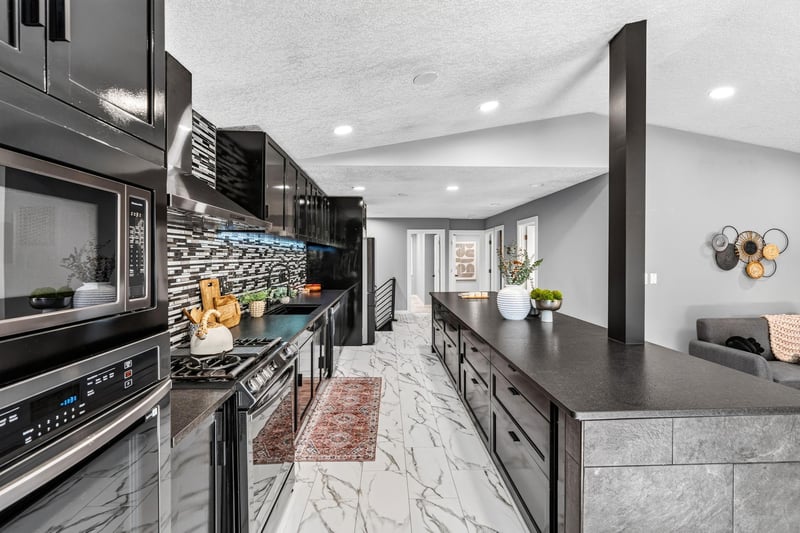 6374 Dawn Way, Inver Grove Heights, MN 55076
